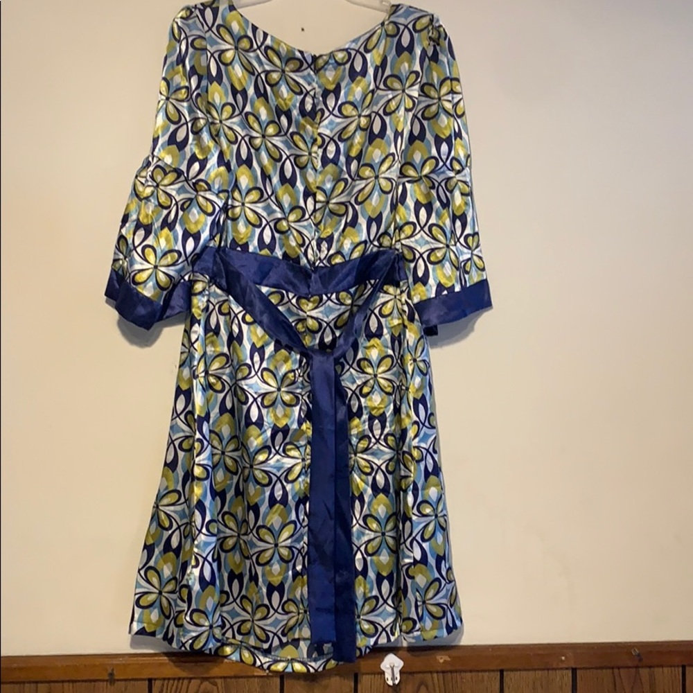 Atmosphere Top - Picture 6 of 8